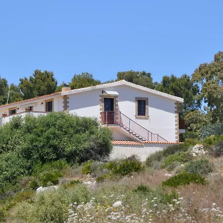 Short - Seafront Vacation Villa *