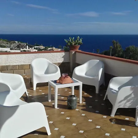Villa Short - Seafront Vacation